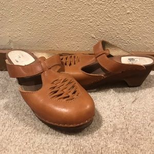 Back for sale Swedish Clogs size 40 cognac leather